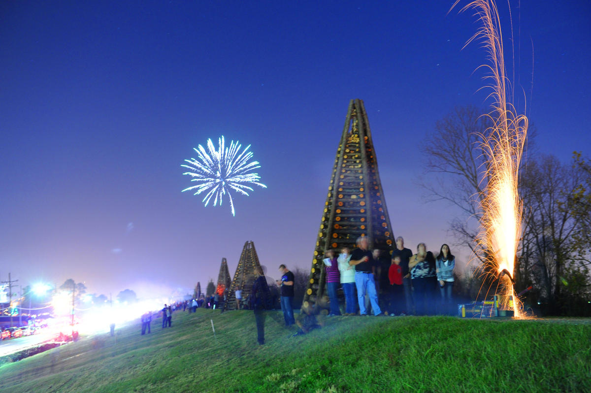Christmas Eve - Bonfires on the Levee